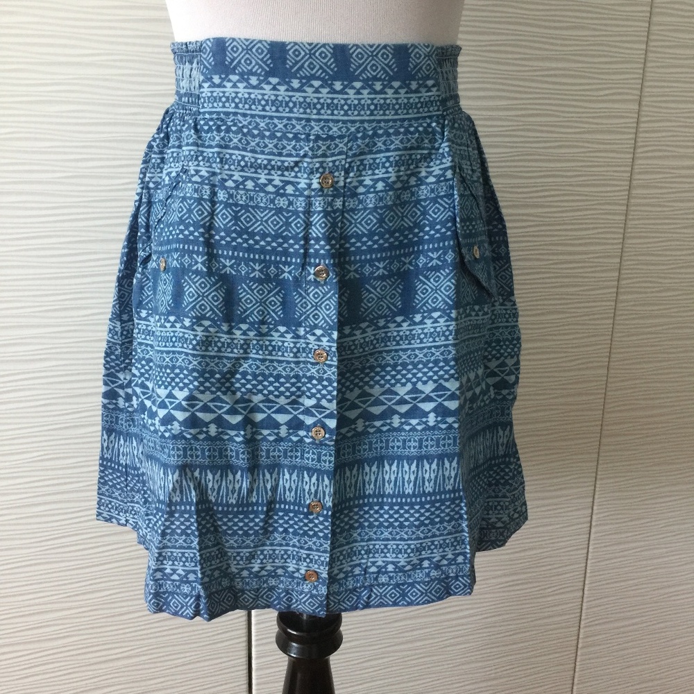 Bebe Blue Tribal button up Skirt